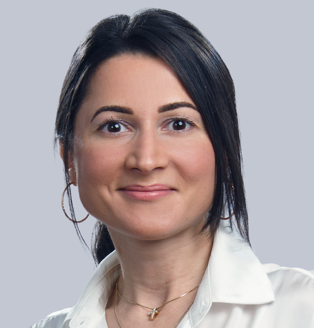 Sylvia Akyuez Sylvia Akyuez